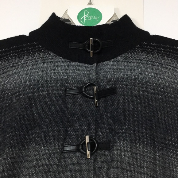 Jones New York Signature Poncho w/toggles + snaps - Picture 2 of 16